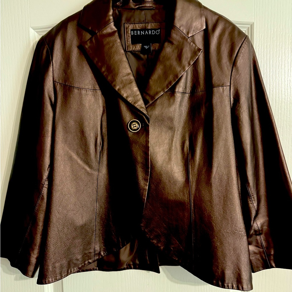 Beautiful copper color short leather jacket size XL